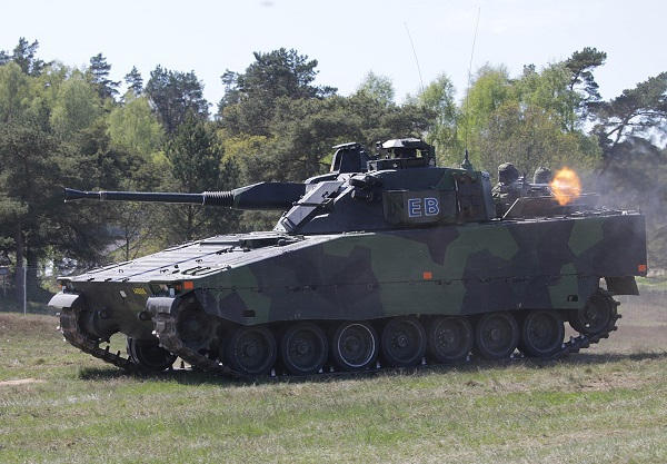 Slovakia orders 152 CV-90 infantry fighting vehicles from Sweden
