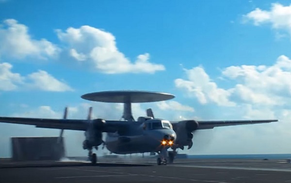 Un E-2C Hawkeye et des Rafale français ont protégé le passage d’un porte-avions américain dans le détroit d’Ormuz