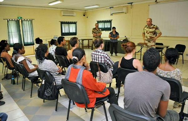 Le ministre des Armées souhaite "remilitariser" la Journée Défense Citoyenneté - Zone Militaire