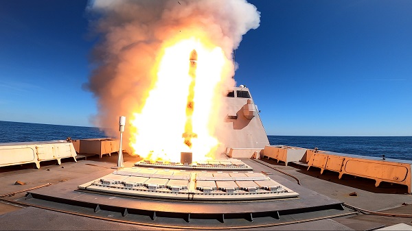 Marine nationale : Une frégate et un sous-marin ont effectué un tir simultané de missiles de croisière navals - Zone Militaire