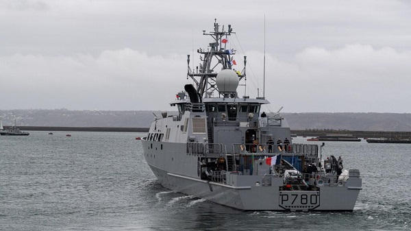 The new overseas patrol ship “Teriieroo a Terierooiterai” sailed to Papeete
