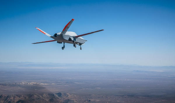 De type « ailier fidèle », le drone XQ-67A conçu par General Atomics a volé pour la première fois